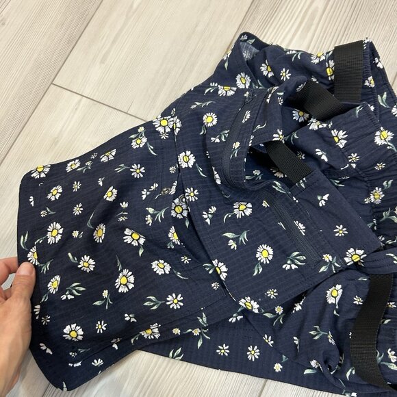 Duluth Womens Small Heirloom Gardening Skort With Belt Bag Hiking Navy Floral - Picture 8 of 13